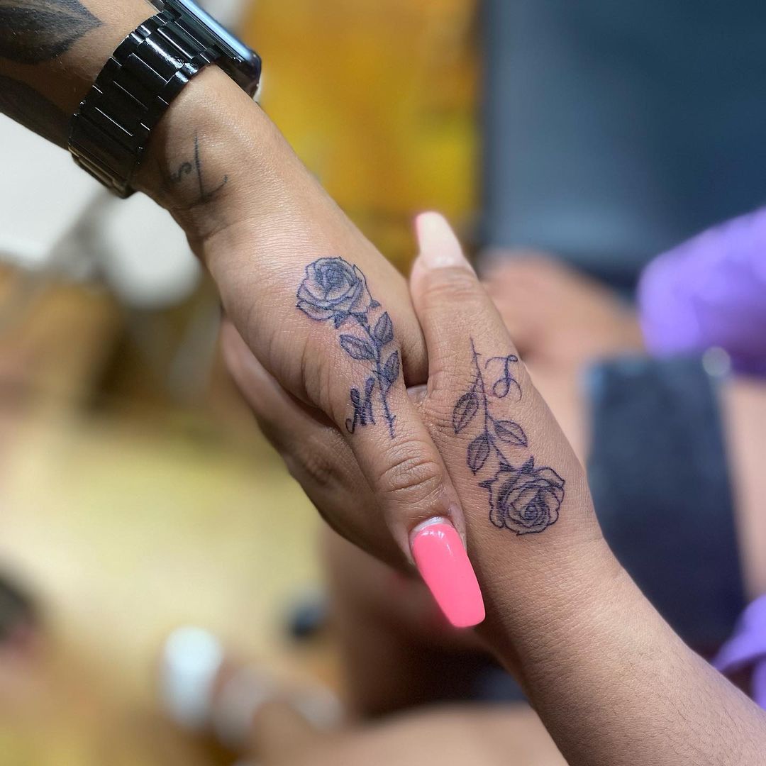 27 Small Friendship Tattoos for BFFs in 2021 Small Tattoos &amp; Ideas