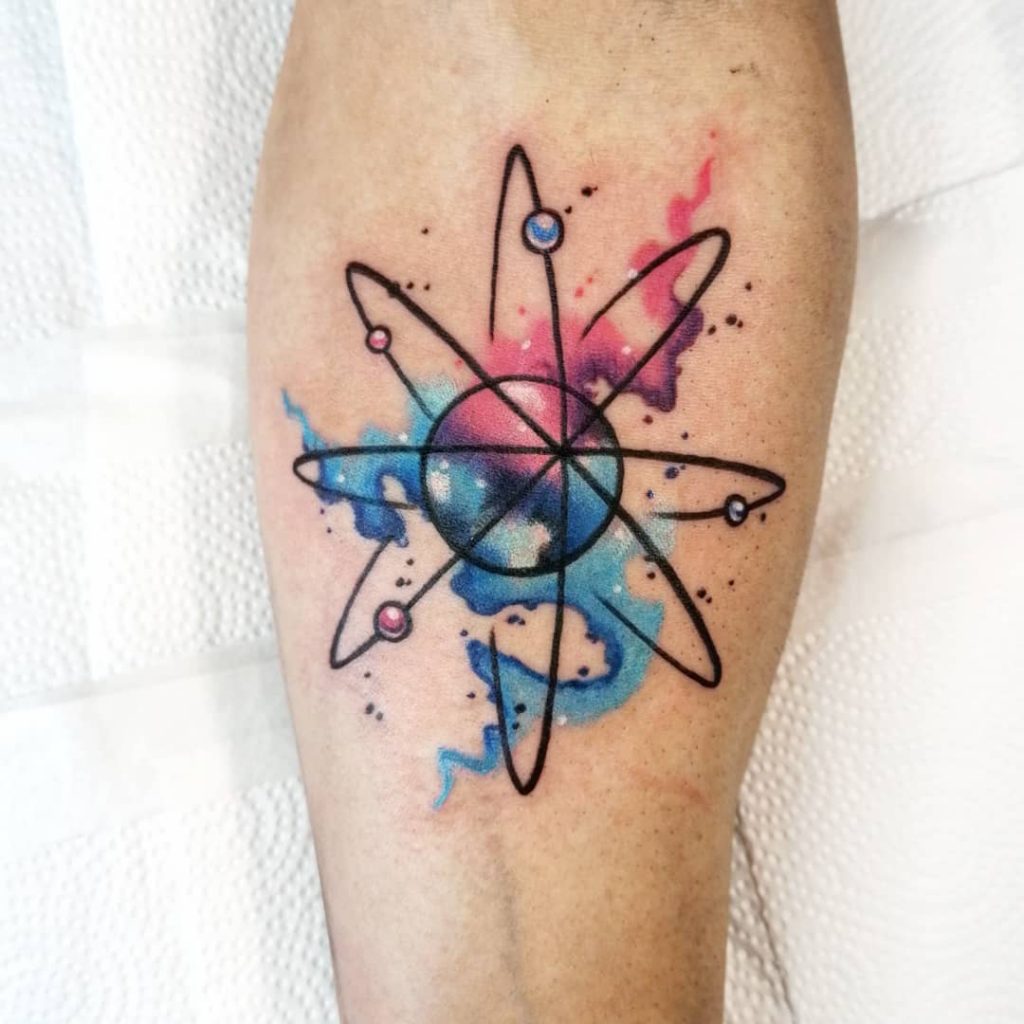 Colorful elektron tattoo 