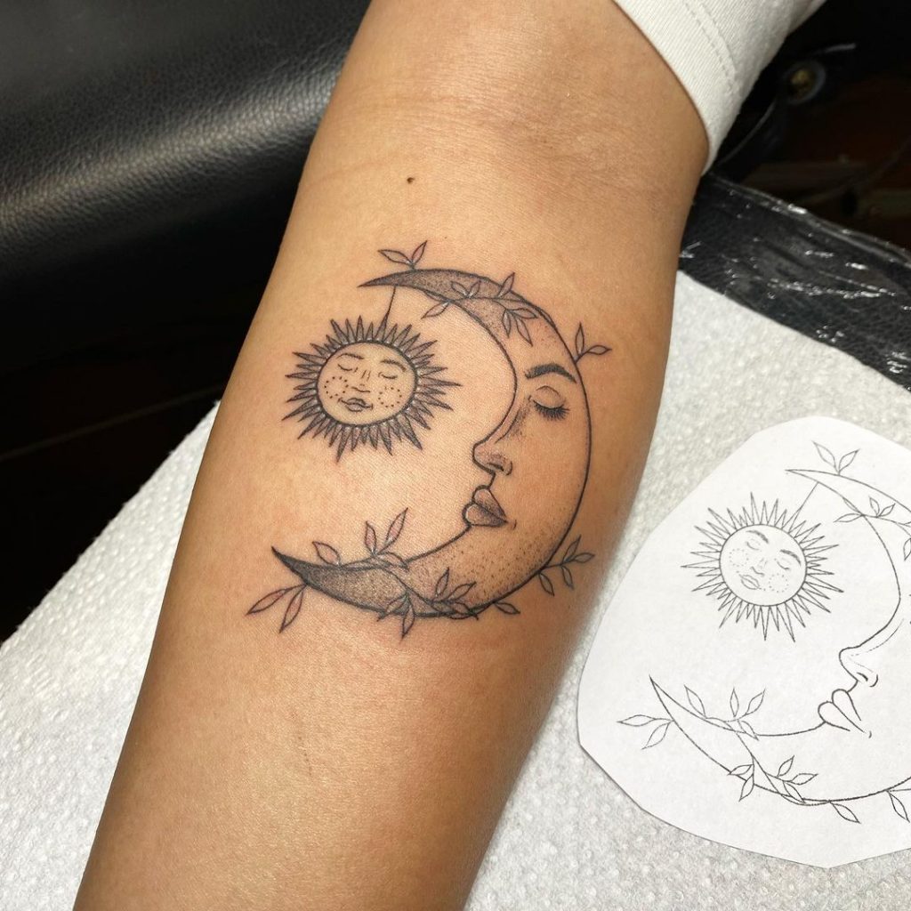 Mother and child body art