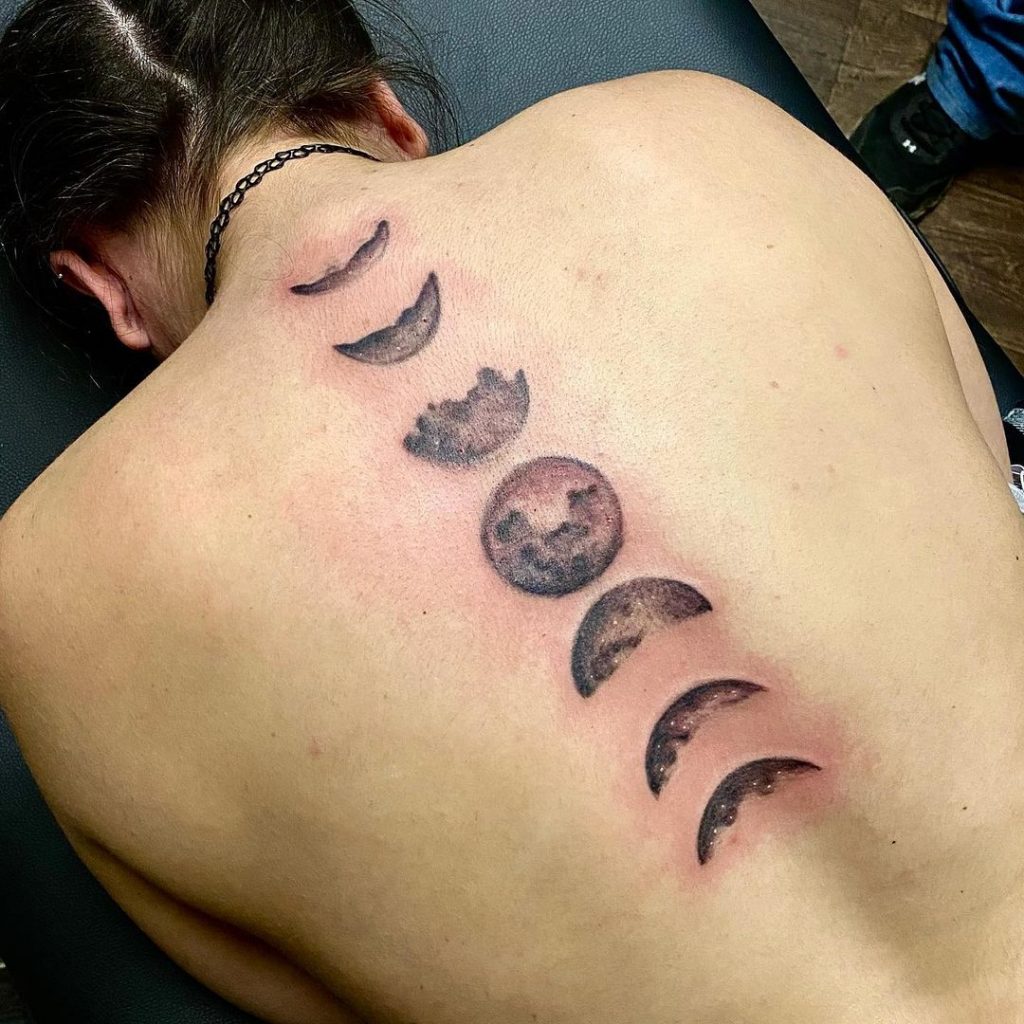 moon cycle body art