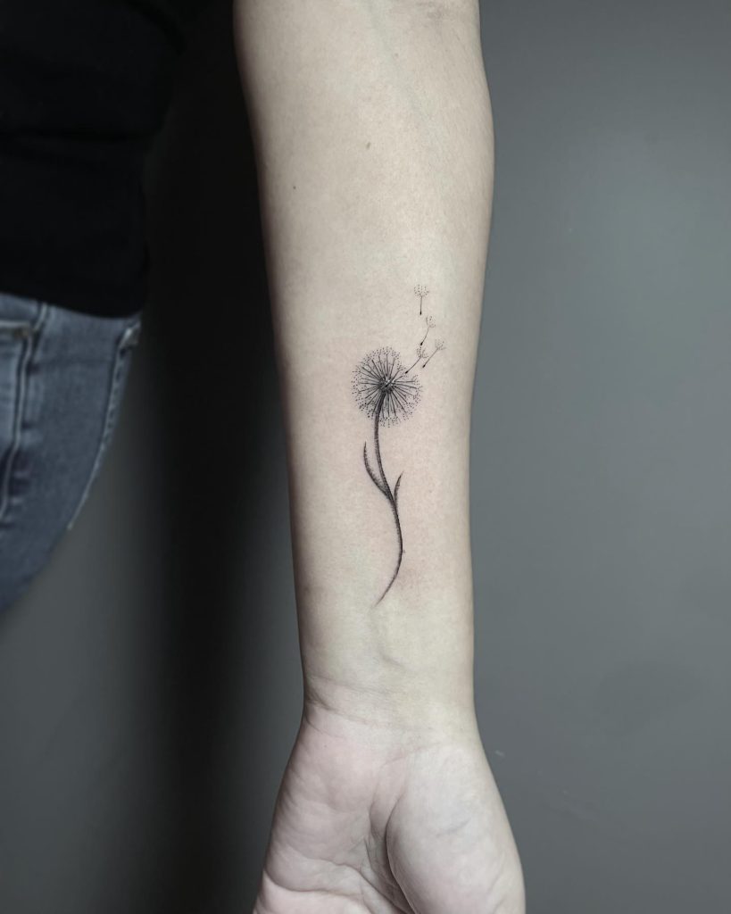 Minimalist Forearm Dandelion